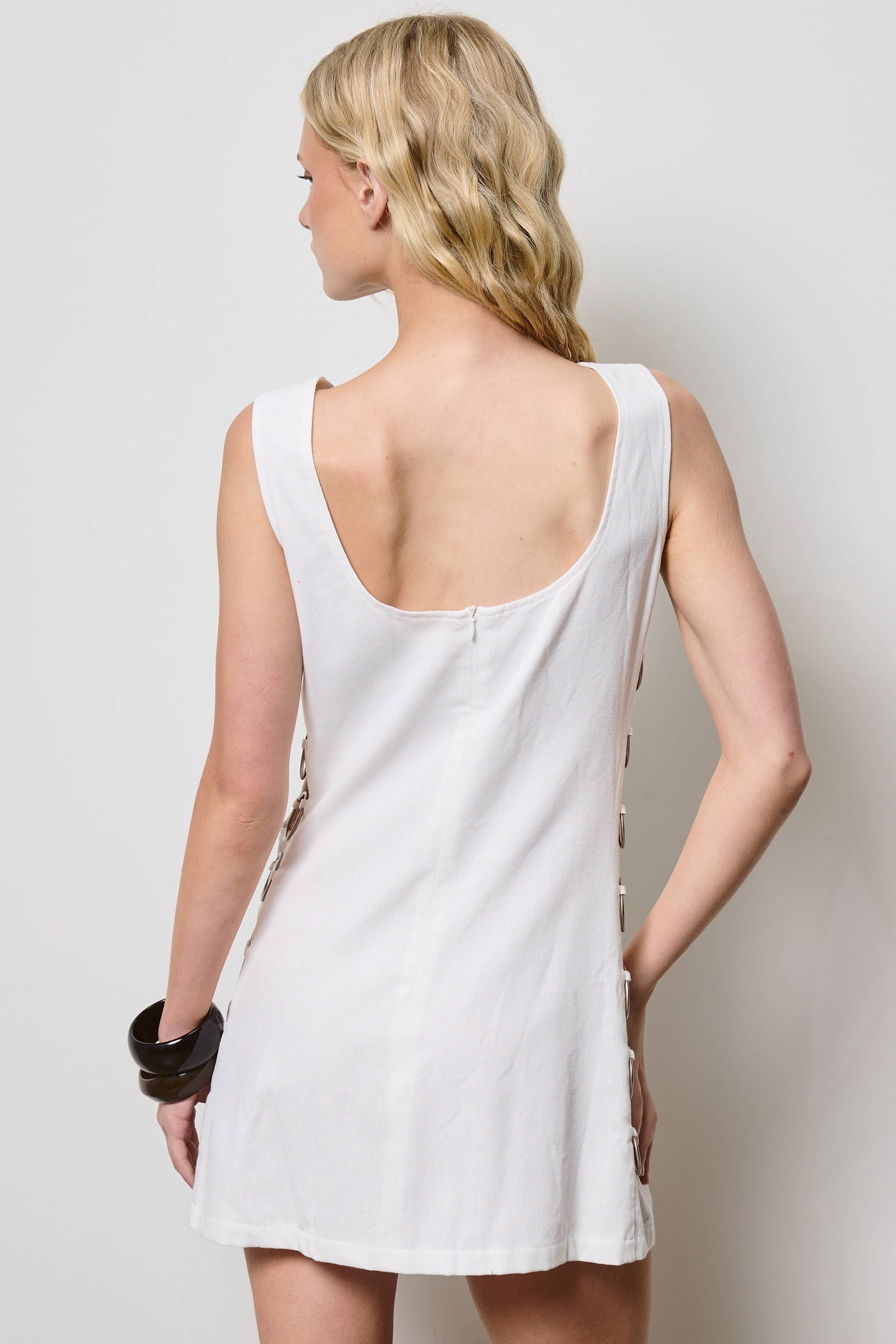 Side Ring Mini Dress- White