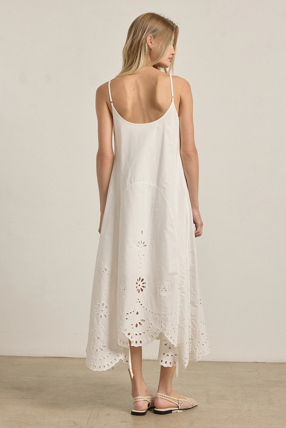 Riviera Eyelet Midi- White