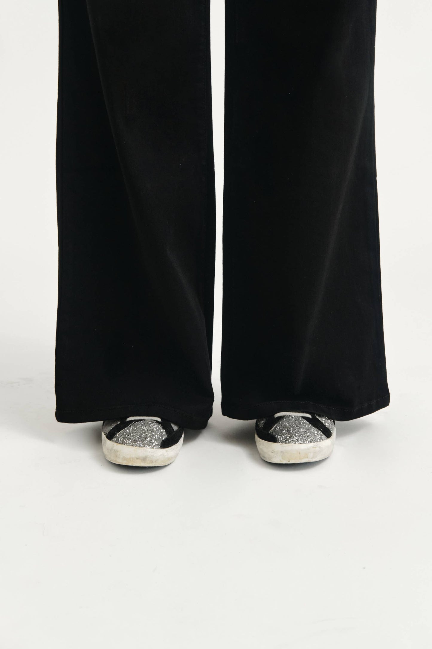Better Butter Wide Leg Jean in Black