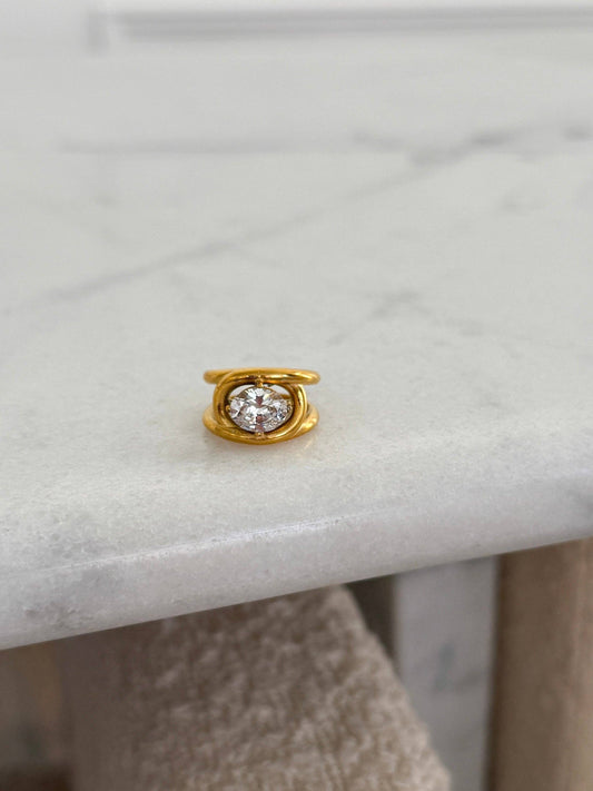 Oval Ring
