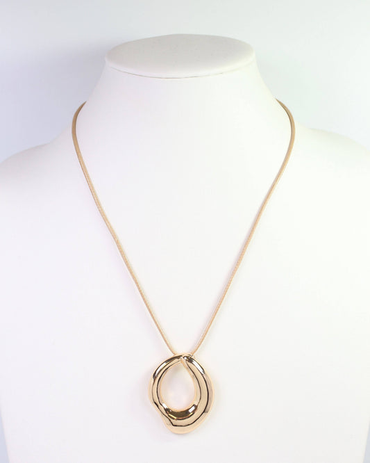 Mansfield Circle Pendant Necklace