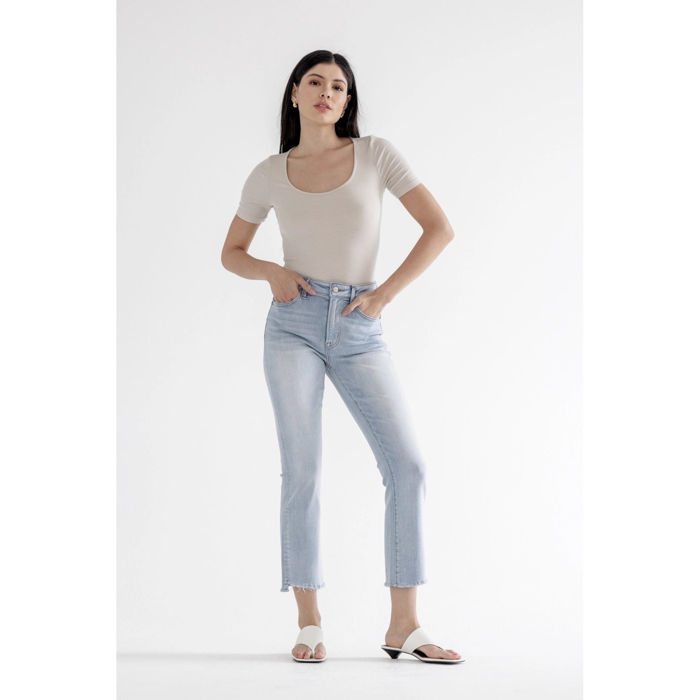 Light Wash Cropped Straight Jeans