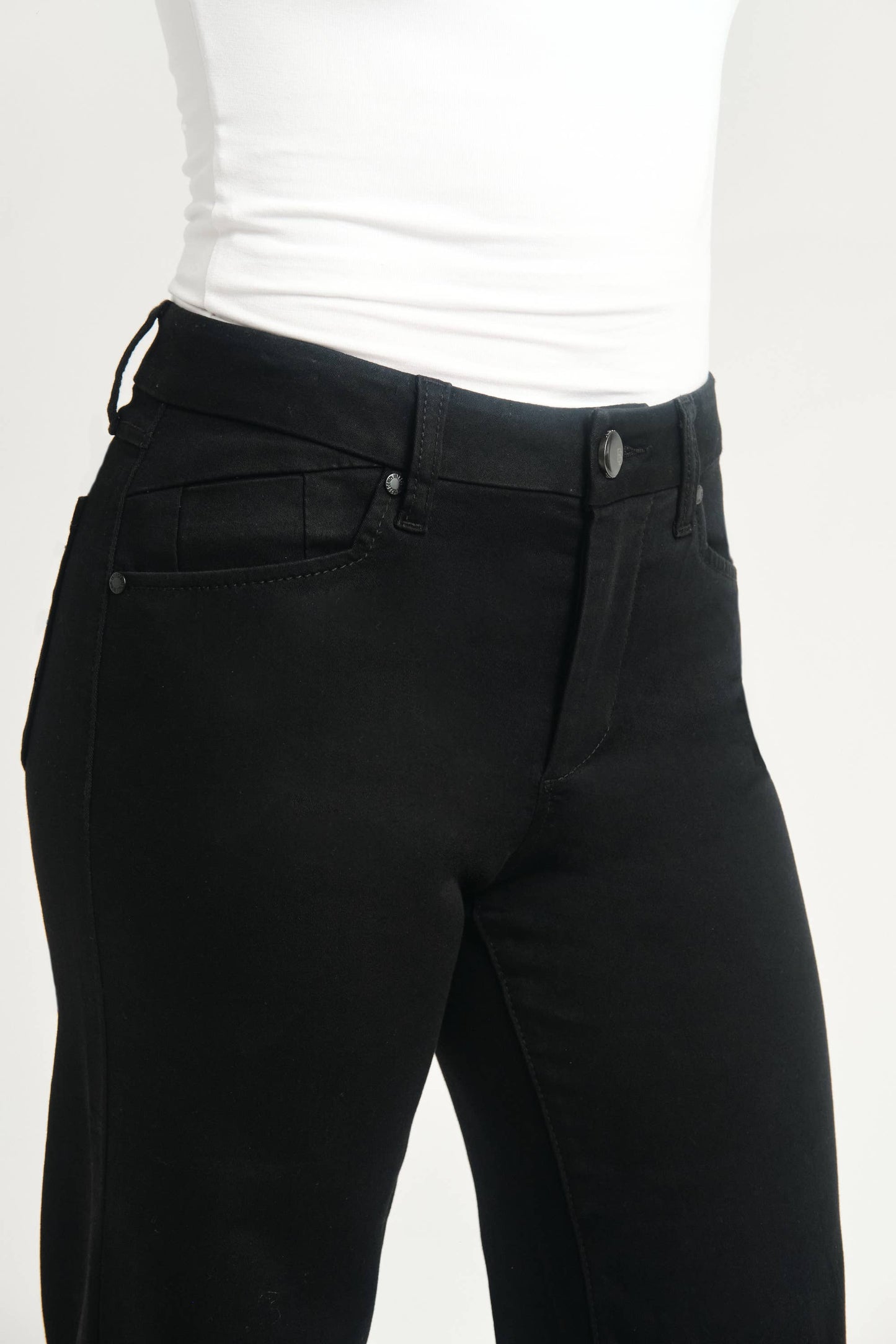 Better Butter Wide Leg Jean in Black