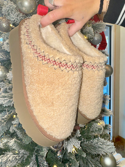 CozyCloud Sherpa Slippers