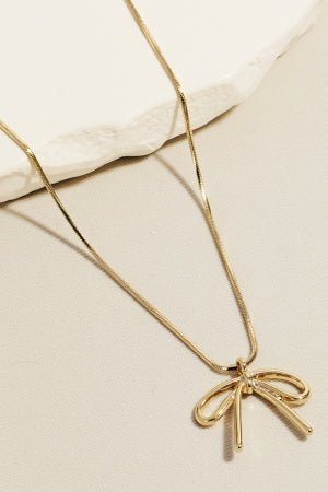 Bow Necklace