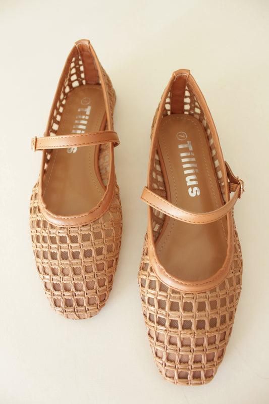 Harper Woven Flat