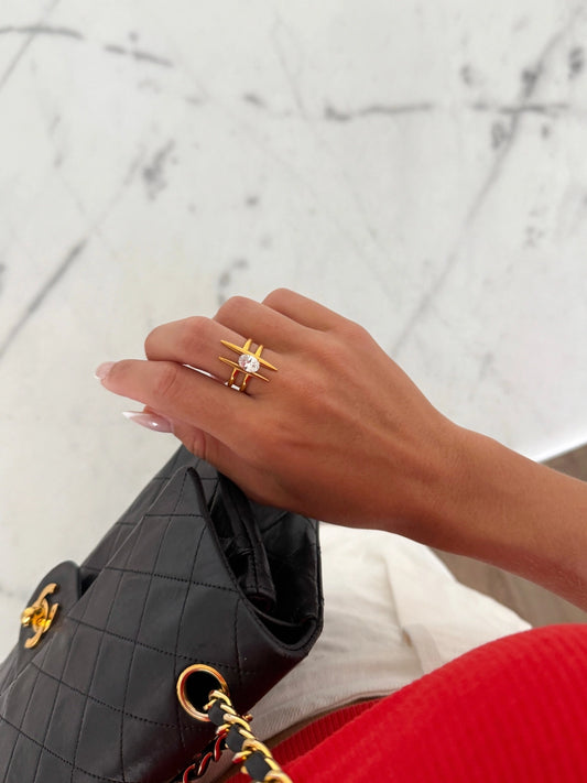 Stellar Spike Ring