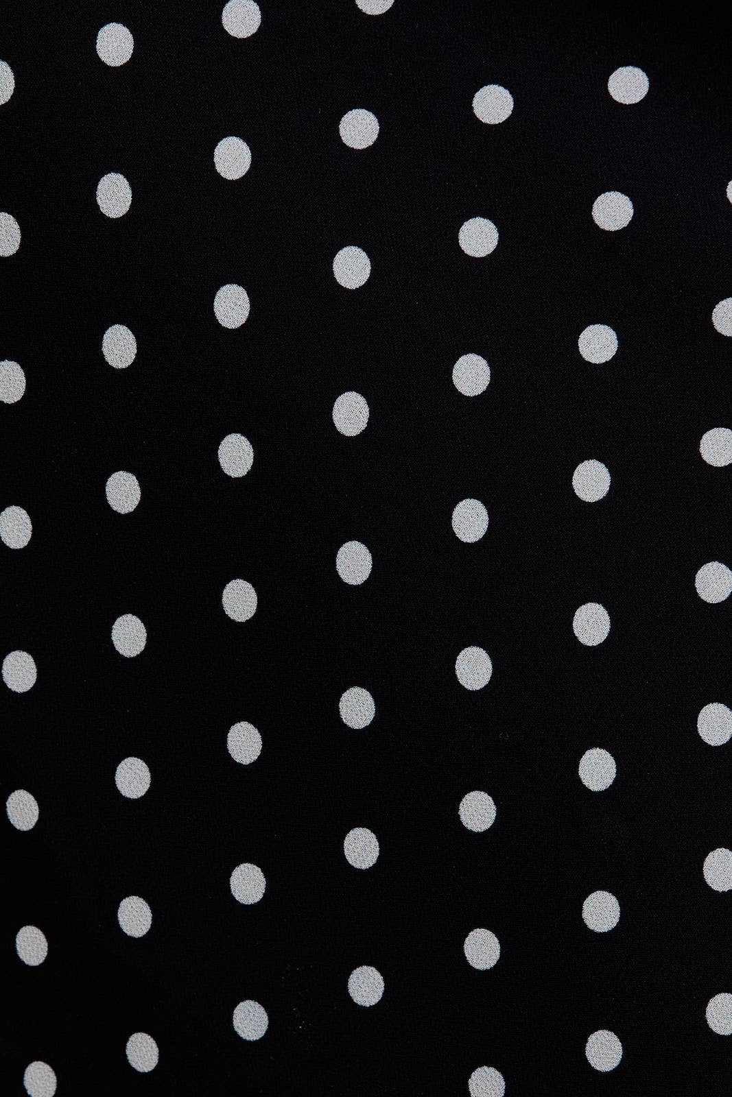 Dotted Asymmetrical Set